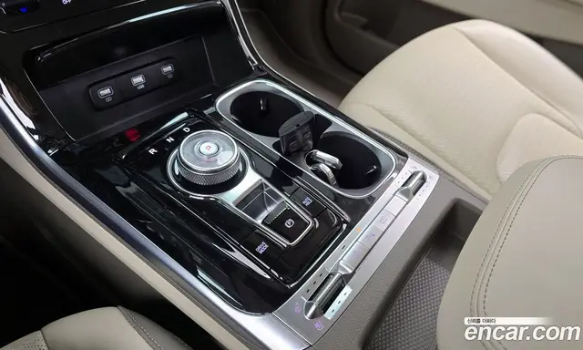 Kia Carnival 2023 3.5 автомат (гидро), миниатюра 9