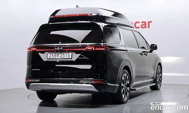 Kia Carnival 2023 2.2 автомат (гидро), миниатюра 2