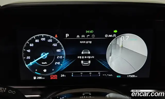 Kia Carnival 2023 2.2 автомат (гидро), миниатюра 11