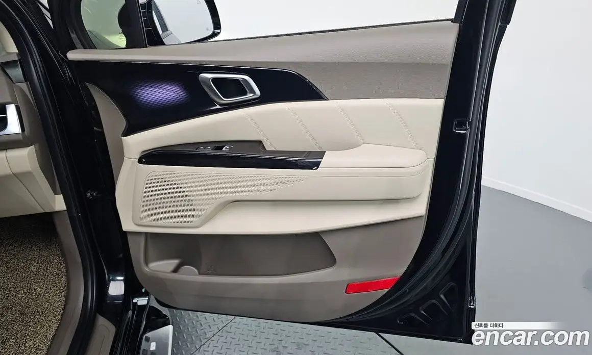 Kia Carnival 2023 2.2 автомат (гидро), фото 14