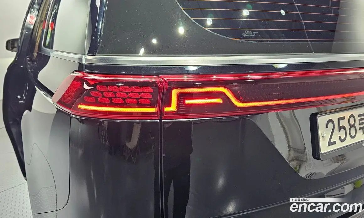 Kia Carnival 2023 2.2 автомат (гидро), фото 9