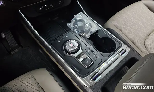Kia Carnival 2024 1.6 автомат (гидро), миниатюра 12