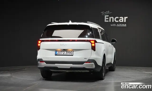 Kia Carnival 2024 1.6 автомат (гидро), миниатюра 4