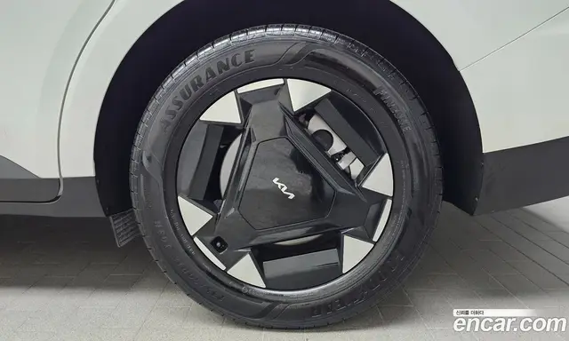 Kia Carnival 2024 1.6 автомат (гидро), миниатюра 7