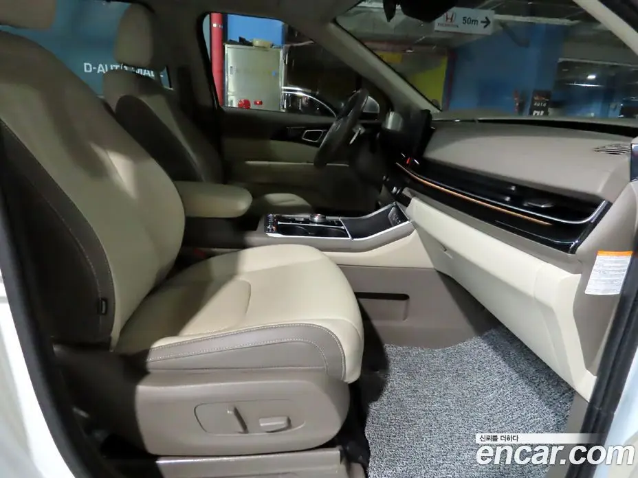 Kia Carnival 2024 1.6 автомат (гидро), фото 11