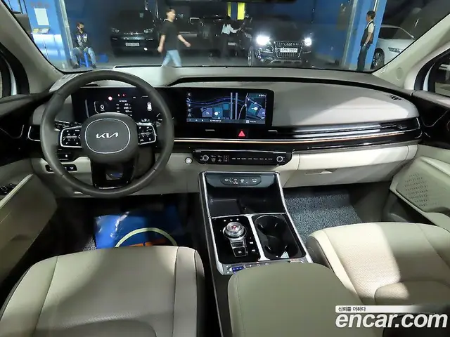 Kia Carnival 2024 1.6 автомат (гидро), миниатюра 7