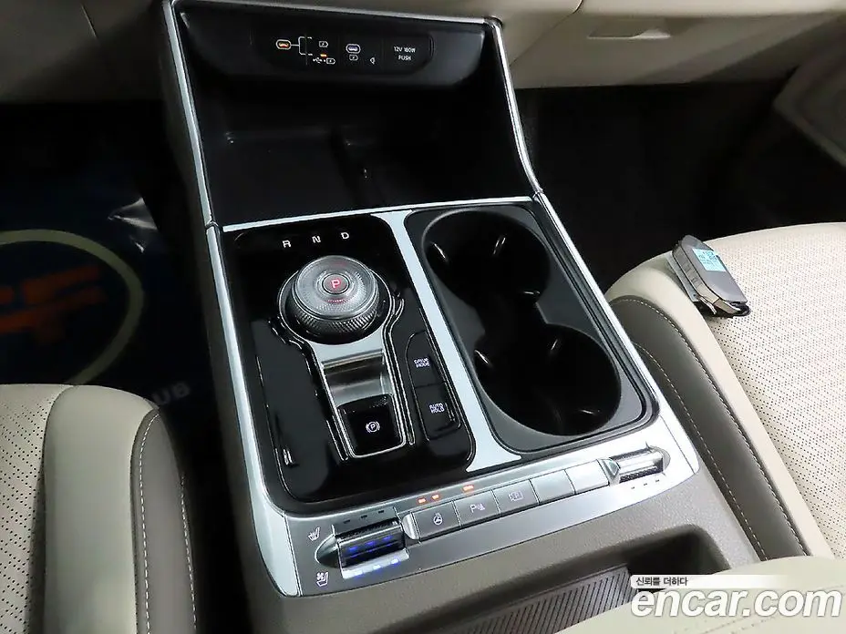 Kia Carnival 2024 1.6 автомат (гидро), фото 9
