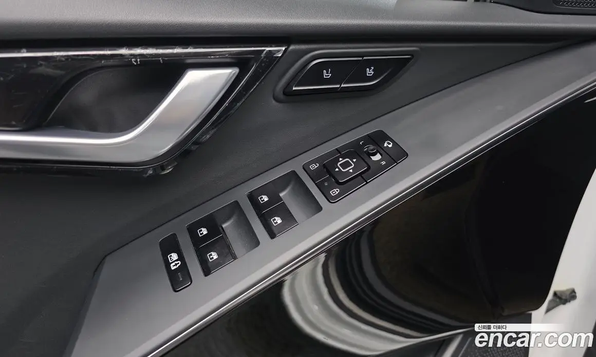 Kia Niro 2022 1.6 автомат (гидро), фото 18