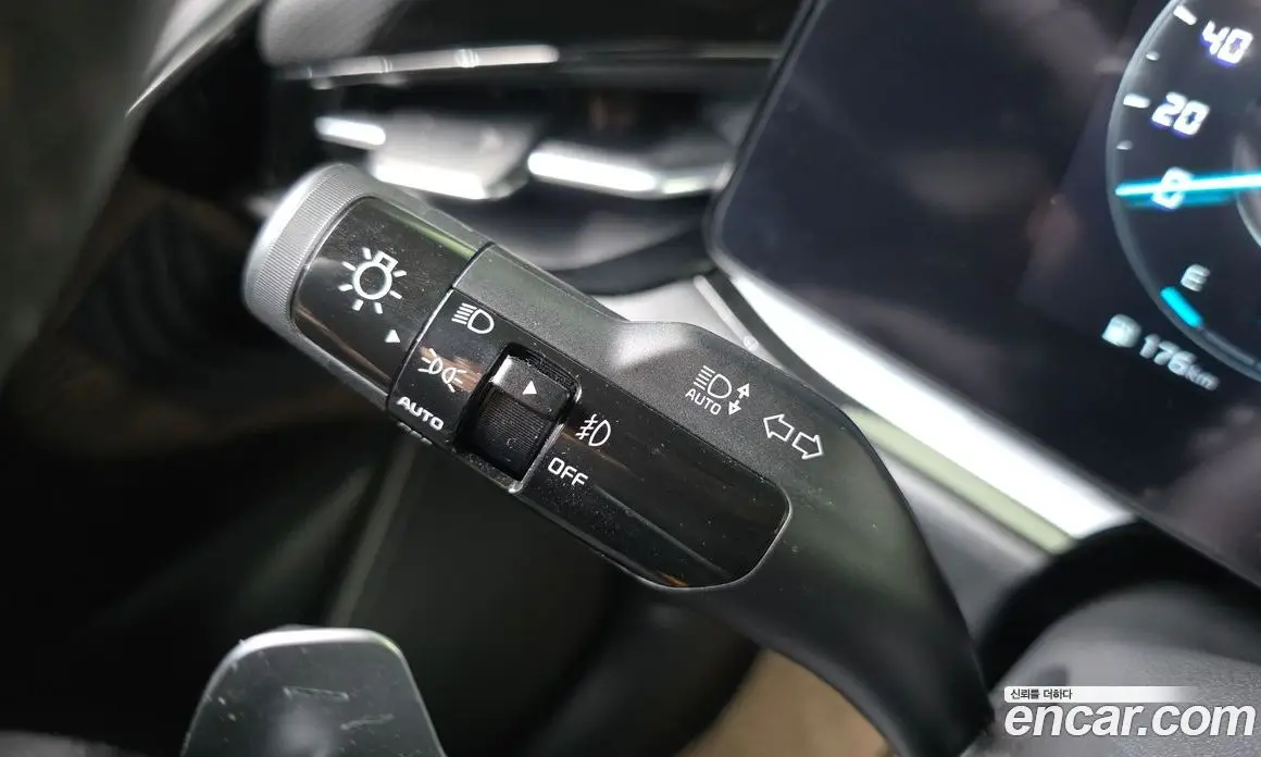 Kia Niro 2022 1.6 автомат (гидро), фото 31