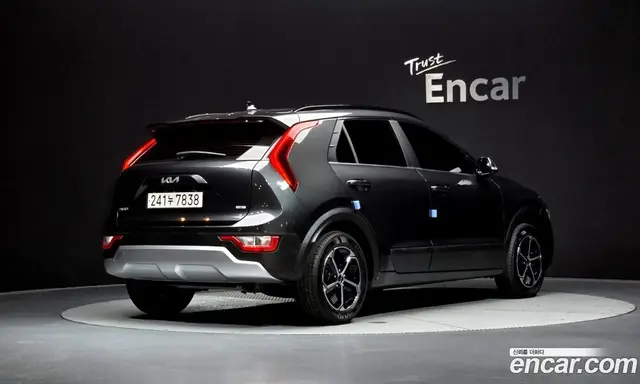Kia Niro 2024 1.6 автомат (гидро), миниатюра 2