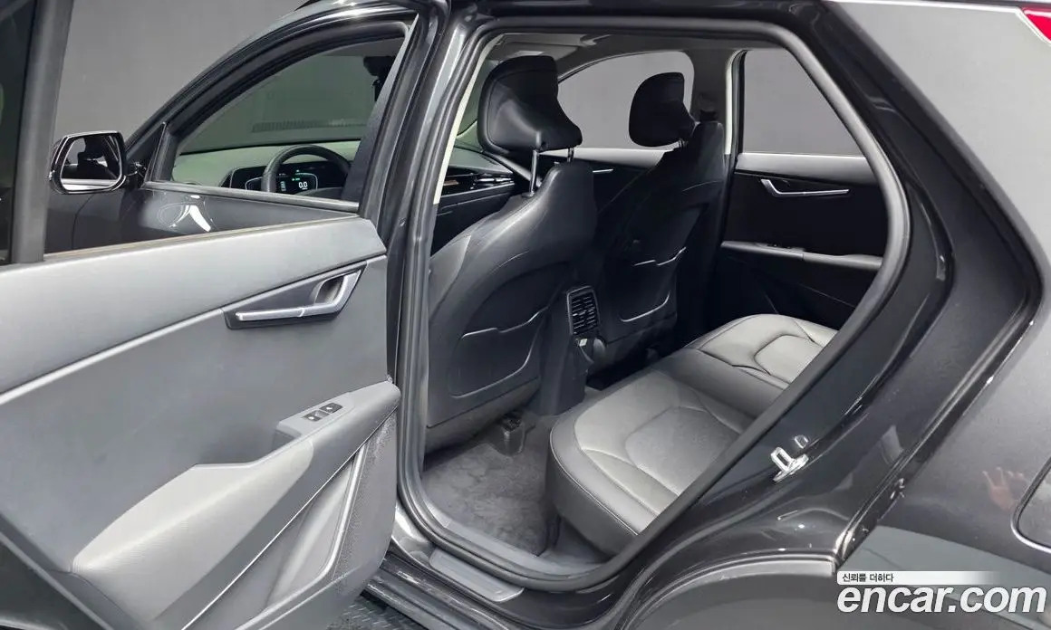 Kia Niro 2024 1.6 автомат (гидро), фото 16