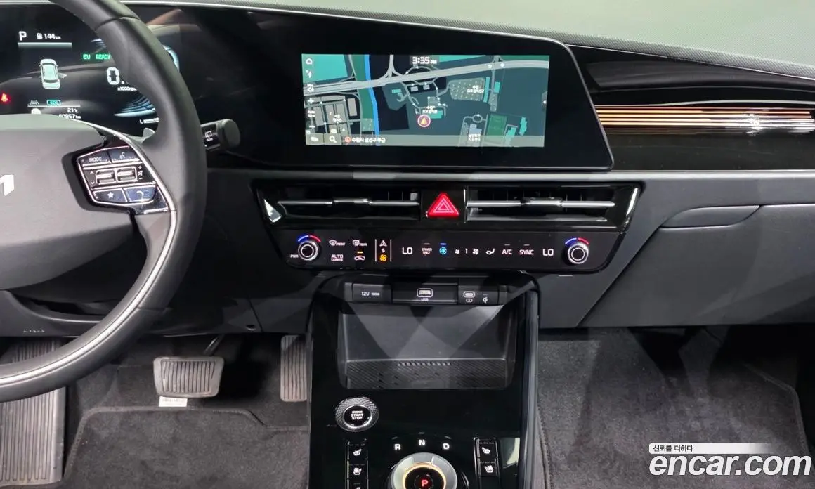 Kia Niro 2024 1.6 автомат (гидро), фото 20