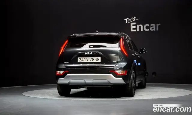Kia Niro 2024 1.6 автомат (гидро), миниатюра 4