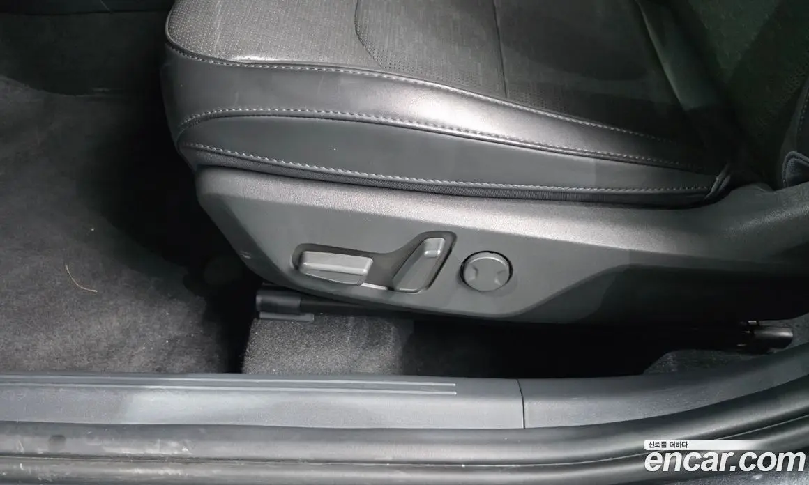 Kia Niro 2024 1.6 автомат (гидро), фото 34