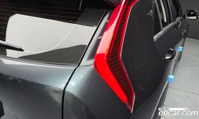 Kia Niro 2024 1.6 автомат (гидро), миниатюра 9