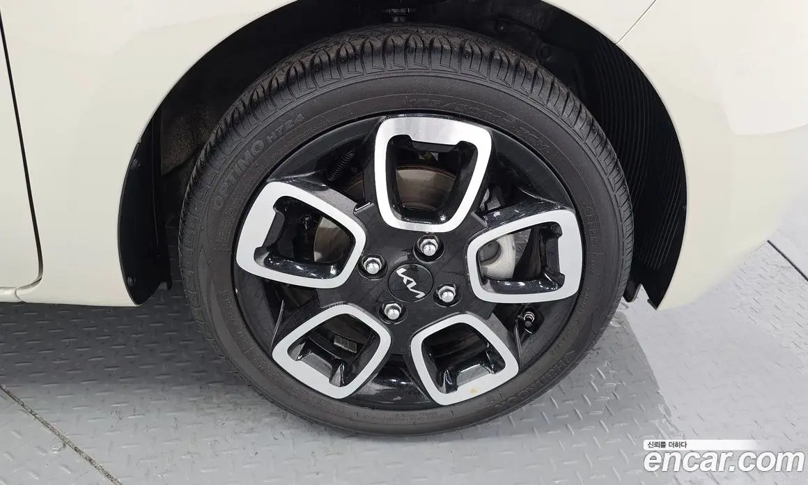 Kia Ray 2021 1.0 автомат (гидро), фото 7
