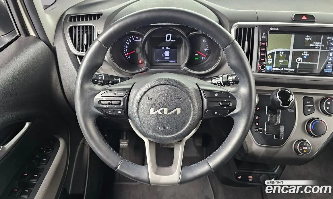 Kia Ray 2022 1.0 автомат (гидро), фото 19