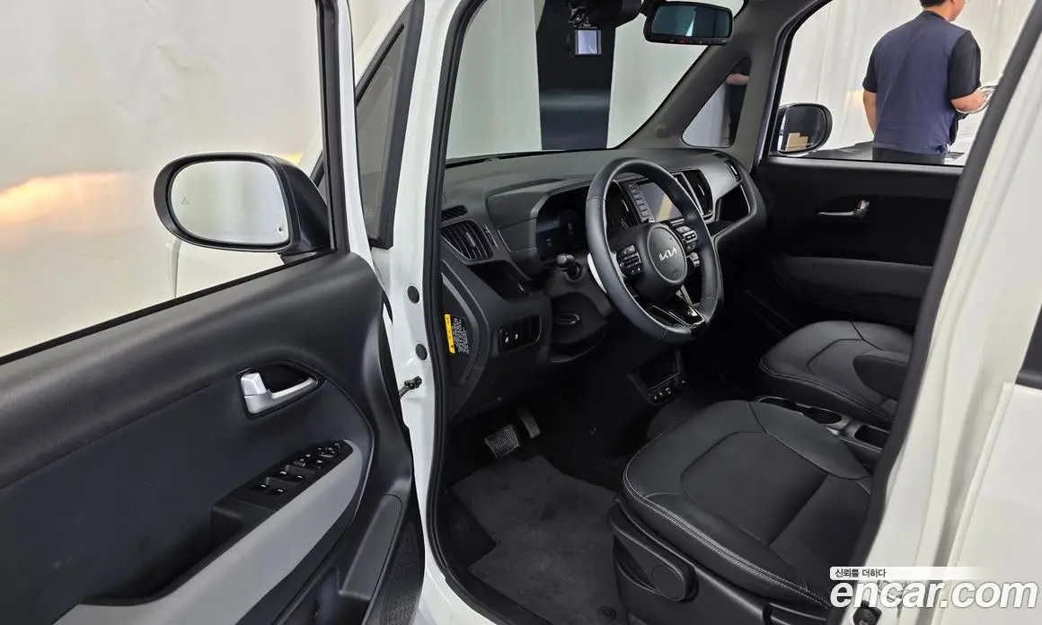 Kia Ray 2023 0.1 автомат (гидро), фото 13