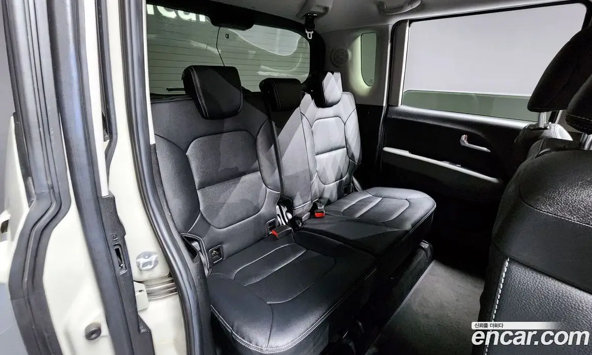 Kia Ray 2024 1.0 автомат (гидро), фото 12
