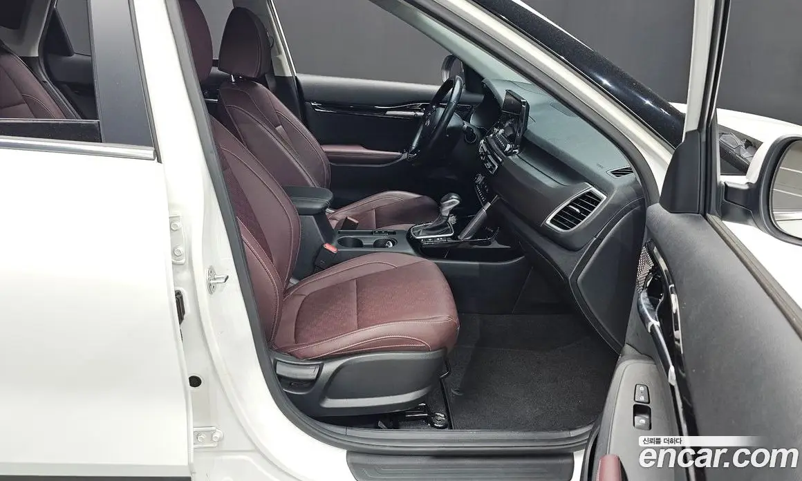 Kia Seltos 2019 1.6 автомат (гидро), фото 16
