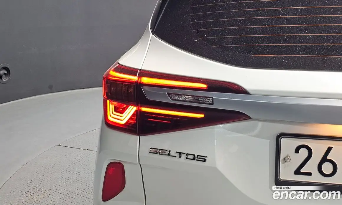 Kia Seltos 2019 1.6 автомат (гидро), фото 9