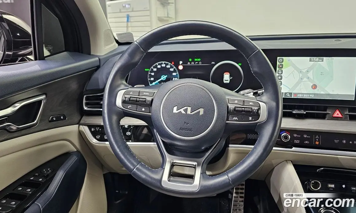 Kia Sportage 2023 1.6 автомат (гидро), фото 12