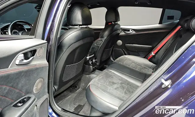 Kia Stinger 2022 3.3 автомат (гидро), миниатюра 11