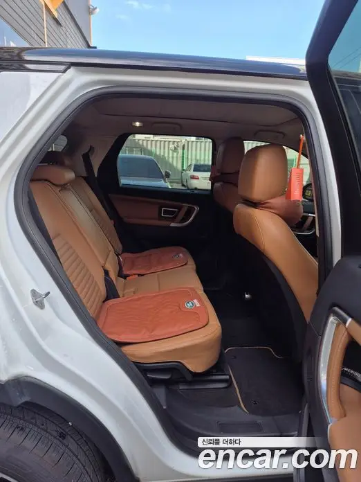 Land Rover Discovery Sport 2017 2.0 автомат (гидро), фото 17