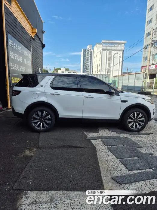 Land Rover Discovery Sport 2017 2.0 автомат (гидро), фото 8