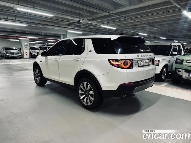 Land Rover Discovery Sport 2018 2.0 автомат (гидро), миниатюра 3