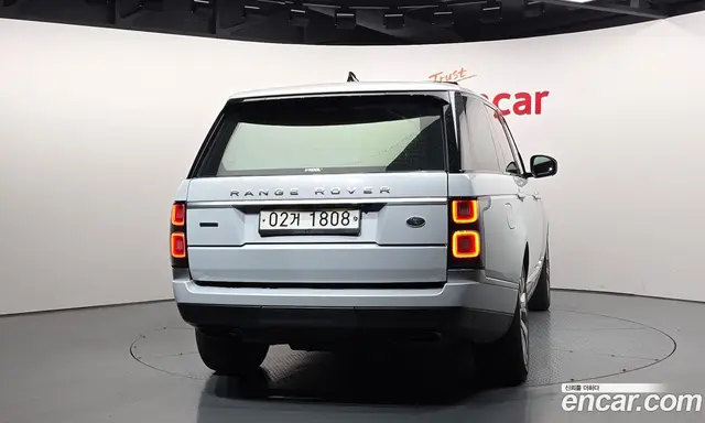 Land Rover Range Rover 2018 4.4 автомат (гидро), миниатюра 4
