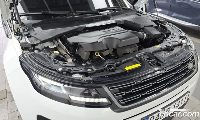 Land Rover Range Rover Evoque 2025 2.0 автомат (гидро), миниатюра 6