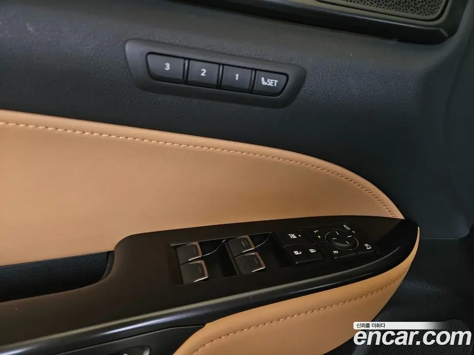 Lexus NX 2024 2.5 автомат (гидро), фото 11