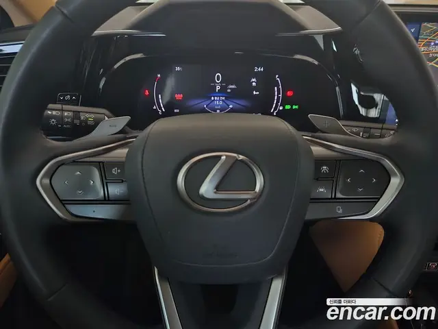 Lexus NX 2024 2.5 автомат (гидро), миниатюра 7