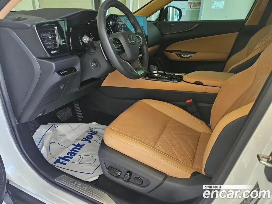 Lexus NX 2024 2.5 автомат (гидро), фото 10