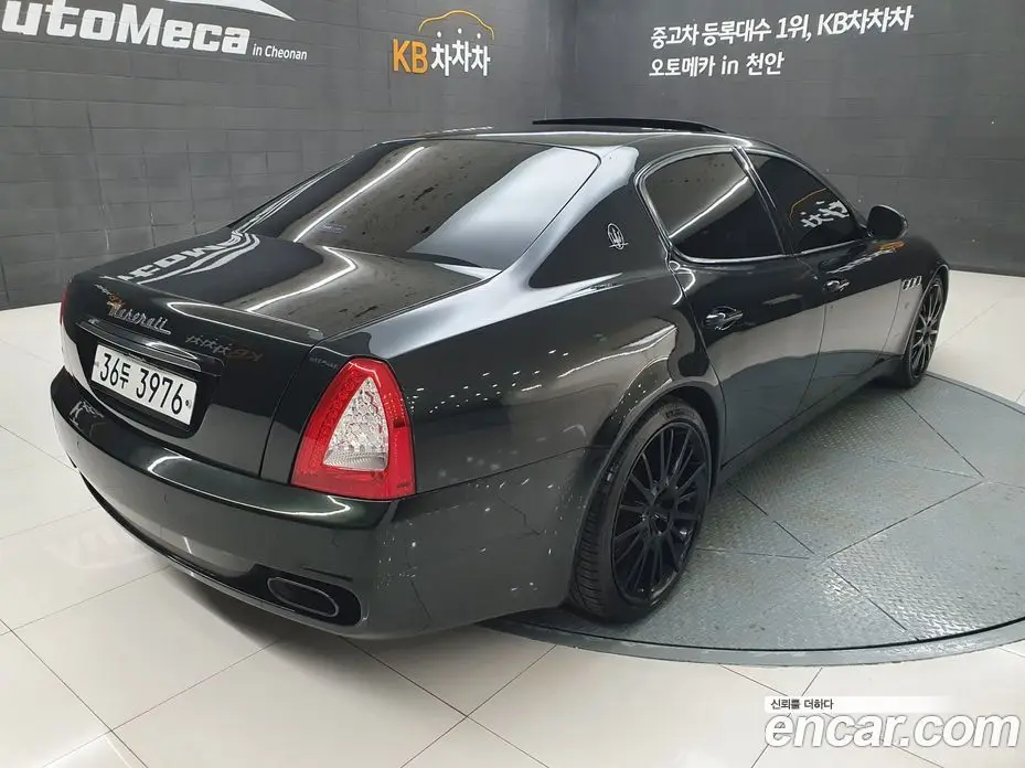 Maserati Quattroporte 2011 4.7 автомат (гидро), фото 2 Maserati Quattroporte 2011 4.7 автомат (гидро), фото 2