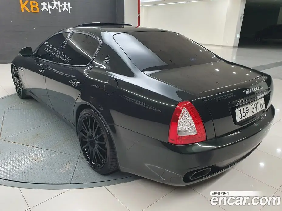 Maserati Quattroporte 2011 4.7 автомат (гидро), фото 18 Maserati Quattroporte 2011 4.7 автомат (гидро), фото 18