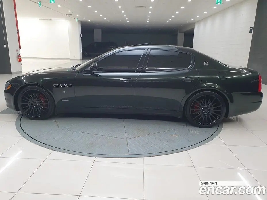 Maserati Quattroporte 2011 4.7 автомат (гидро), фото 19 Maserati Quattroporte 2011 4.7 автомат (гидро), фото 19