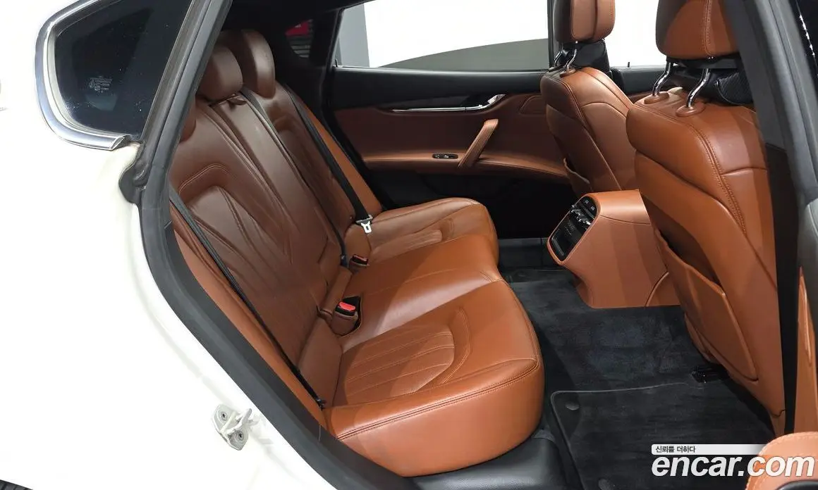 Maserati Quattroporte 2016 3.0 автомат (гидро), фото 12 Maserati Quattroporte 2016 3.0 автомат (гидро), фото 12