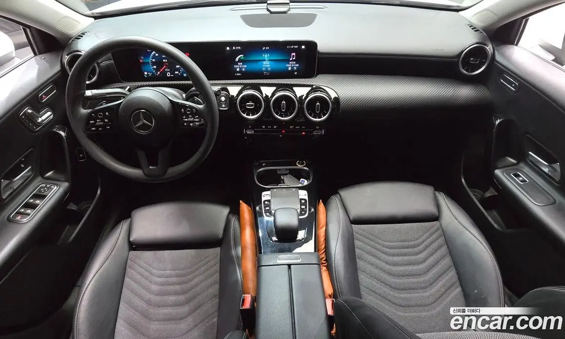 Mercedes-Benz A-Class 2020 2.0 гидро, фото 10 Mercedes-Benz A-Class 2020 2.0 гидро, фото 10