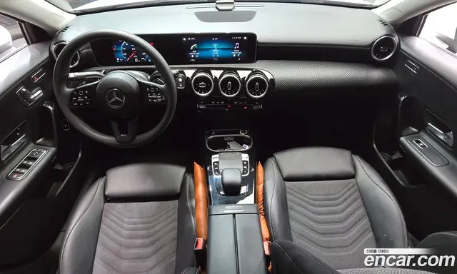 Mercedes-Benz A-Class 2020 2.0 гидро, миниатюра 10 Mercedes-Benz A-Class 2020 2.0 гидро, миниатюра 10