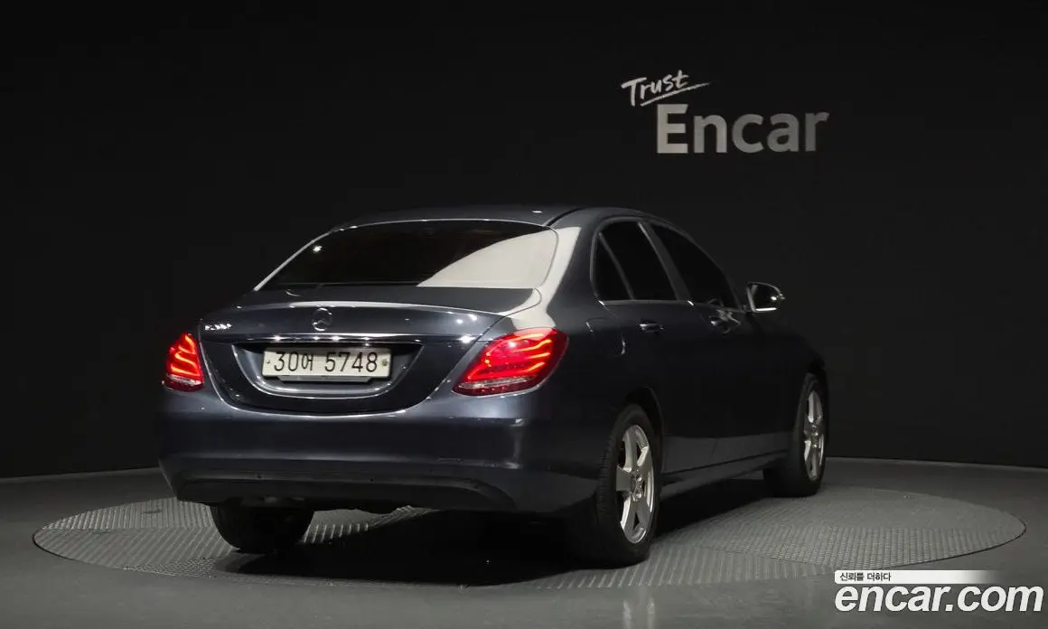 Mercedes-Benz C-Class 2015 2.0 гидро, фото 2 Mercedes-Benz C-Class 2015 2.0 гидро, фото 2