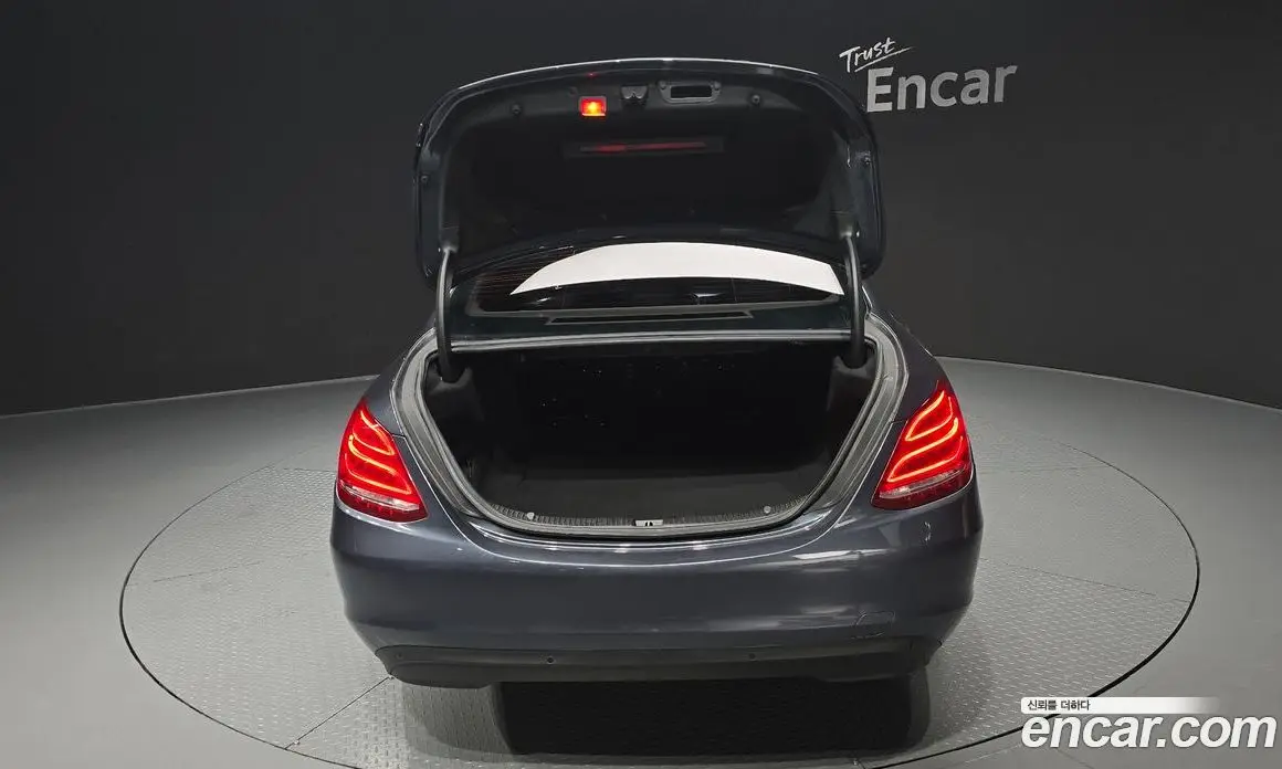 Mercedes-Benz C-Class 2015 2.0 гидро, фото 20 Mercedes-Benz C-Class 2015 2.0 гидро, фото 20