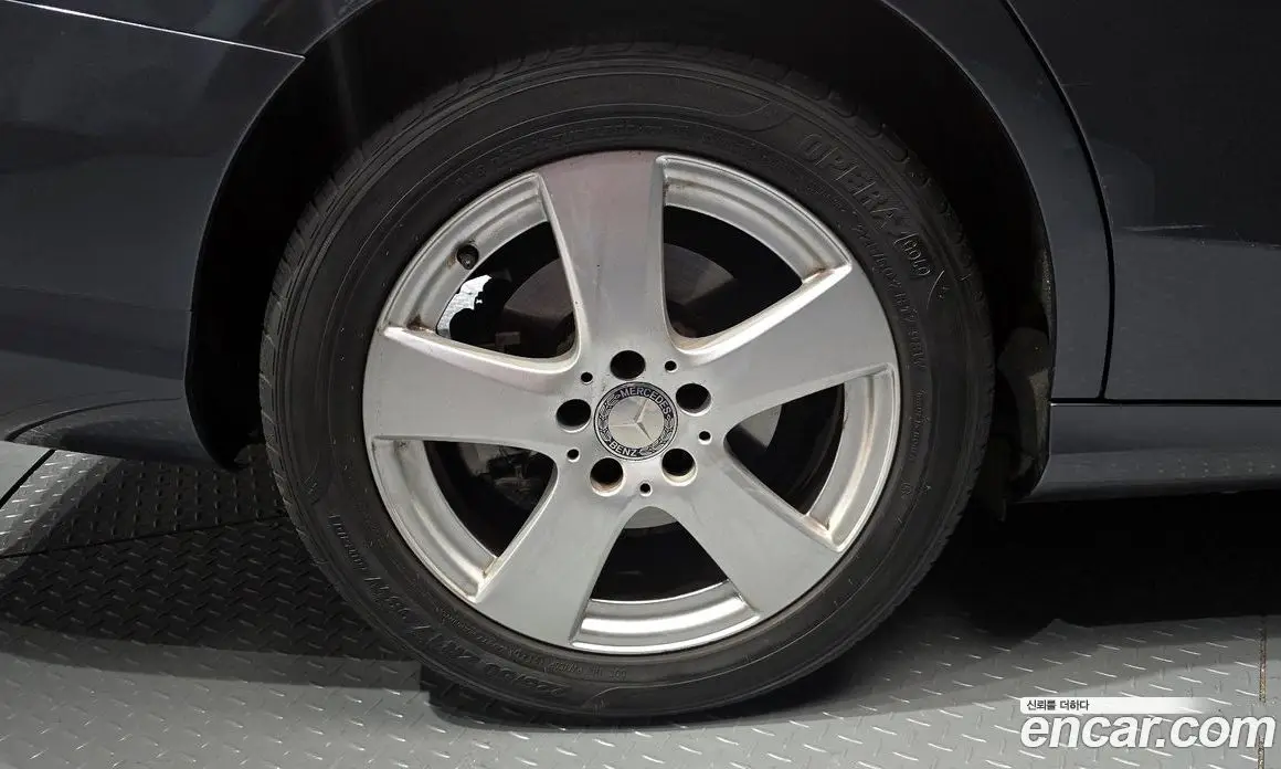 Mercedes-Benz C-Class 2015 2.0 гидро, фото 5 Mercedes-Benz C-Class 2015 2.0 гидро, фото 5