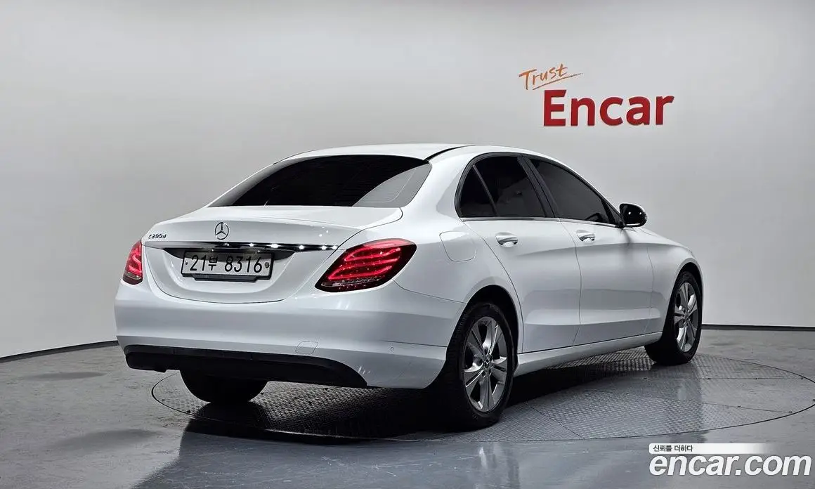 Mercedes-Benz C-Class 2017 1.6 гидро, фото 2 Mercedes-Benz C-Class 2017 1.6 гидро, фото 2