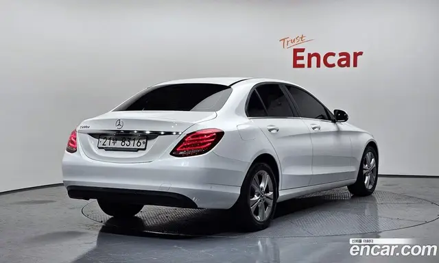 Mercedes-Benz C-Class 2017 1.6 гидро, миниатюра 2 Mercedes-Benz C-Class 2017 1.6 гидро, миниатюра 2