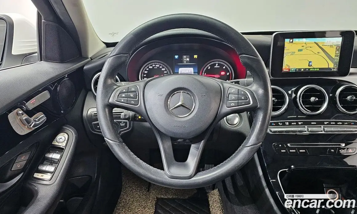 Mercedes-Benz C-Class 2017 1.6 гидро, фото 13 Mercedes-Benz C-Class 2017 1.6 гидро, фото 13