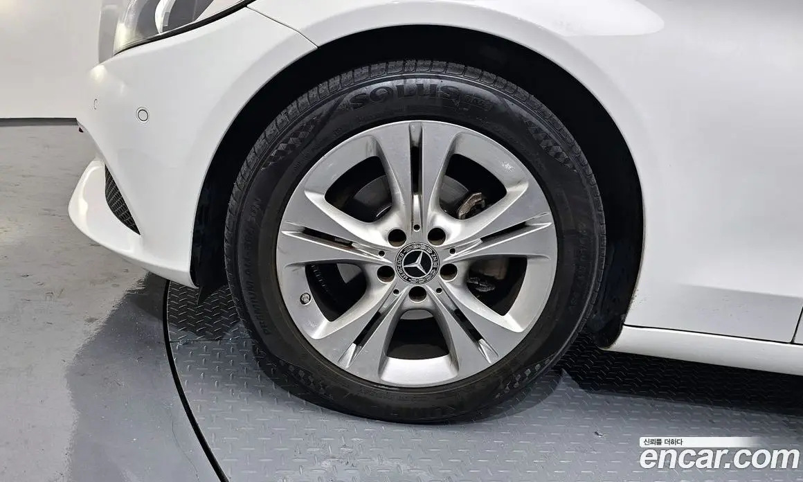 Mercedes-Benz C-Class 2017 1.6 гидро, фото 5 Mercedes-Benz C-Class 2017 1.6 гидро, фото 5