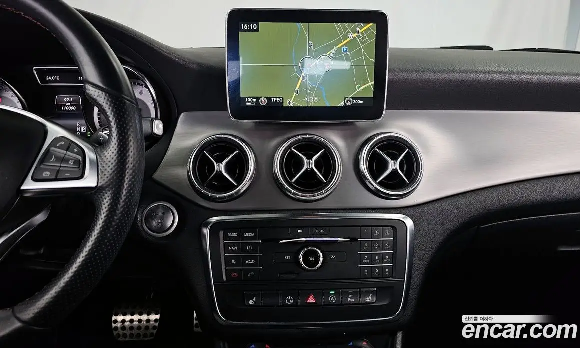 Mercedes-Benz CLA-Class 2015 2.0 гидро, фото 15 Mercedes-Benz CLA-Class 2015 2.0 гидро, фото 15