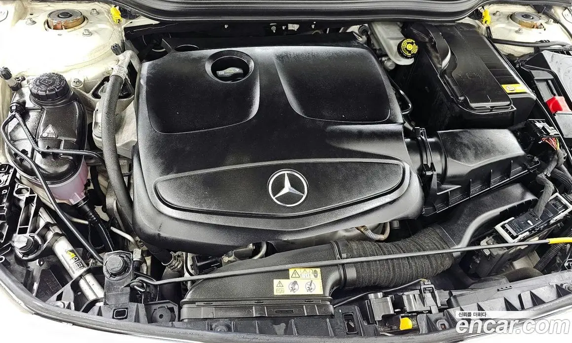Mercedes-Benz CLA-Class 2015 2.0 гидро, фото 6 Mercedes-Benz CLA-Class 2015 2.0 гидро, фото 6